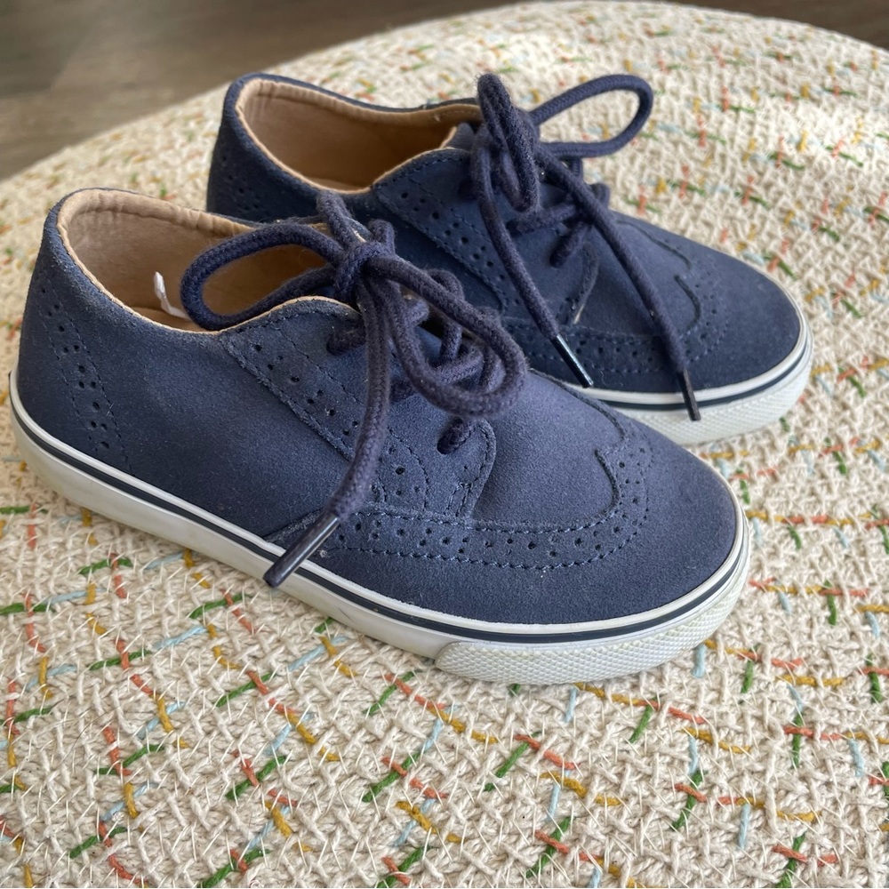 Toddler dress shoes SIZE 9